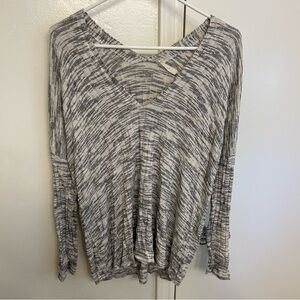 Lush Nordstrom Heathered White Black V-Neck Sweater Women’s Size Medium